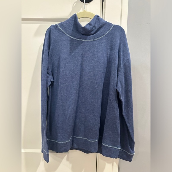 Vineyard Vines Dreamcloth Funnel Neck Top -NWT - Picture 1 of 4